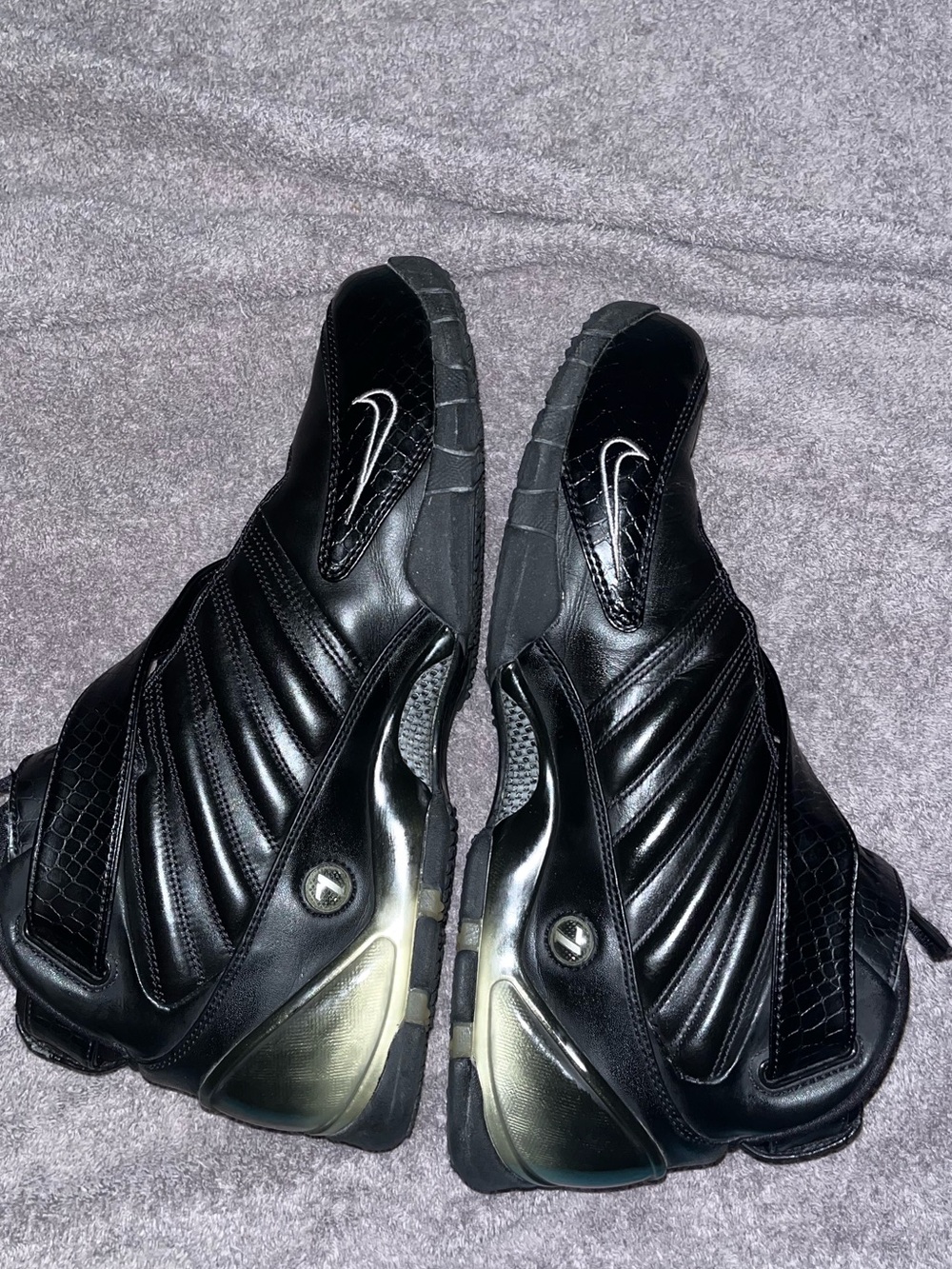 Nike Men’s zoom Vick ||| 3 black silver metallic size 13